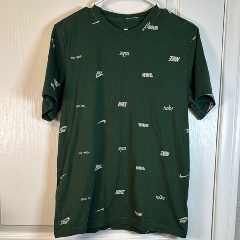 Nike The Nike Tee All Over Print Green White Shirt Size Med GUC #2926